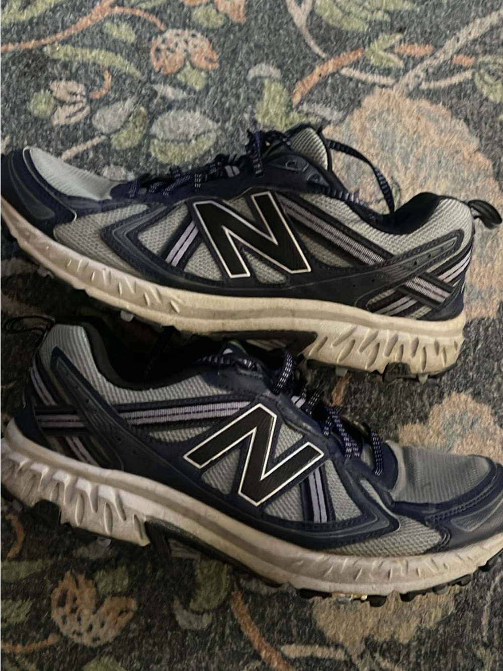 New Balance Men’s Navy and Gray Athletic Running Shoes